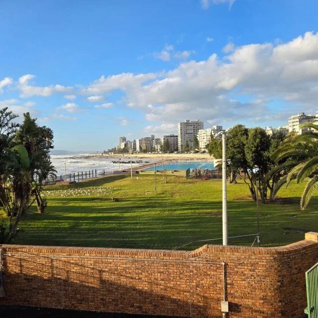 Goodbye, Cape Town! Thank you for a beautiful 2 months.
.
.
.
#capetown #southafrica #slowtravel